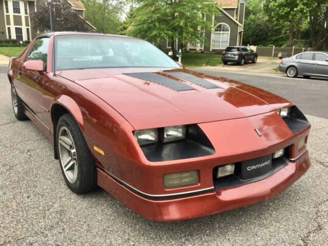 1987 Chevrolet Camaro IROC Z28 ALL ORIGINAL SURVIVOR T-TOPS 5.7L L98 TPI - photo 2