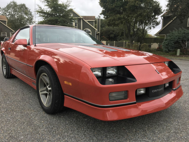IROC-Z 8,914 MILES ALL ORIGINAL TUNED PORT INJECTION Z28 GOODYEAR GATORBACKS 1985 Chevrolet Camaro IROC-Z Z28 TUNED PORT INJECTION