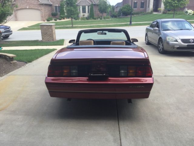 1987 Chevrolet Camaro IROC-Z - photo 6