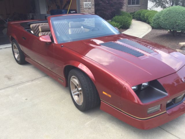 1987 Chevrolet Camaro IROC-Z - photo 9