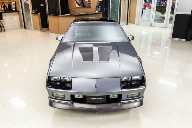 1988 Chevrolet Camaro IROC Z28 - photo 7