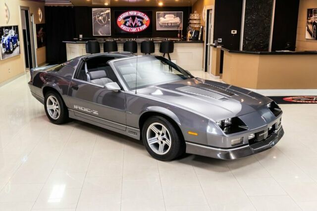 1988 Chevrolet Camaro IROC Z28 - photo 9