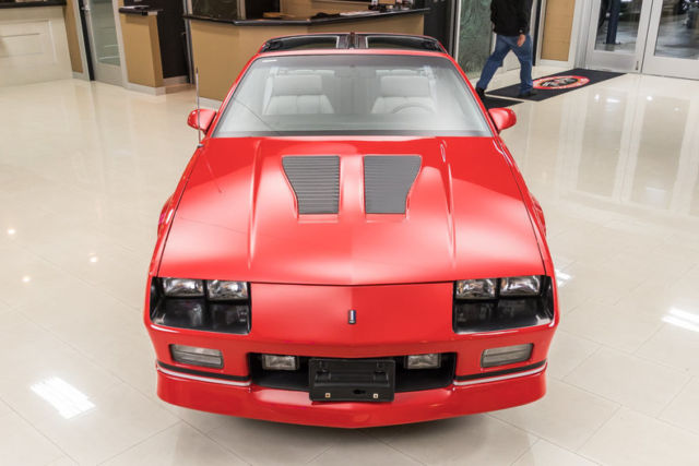 1989 Chevrolet Camaro IROC Z28 - photo 7