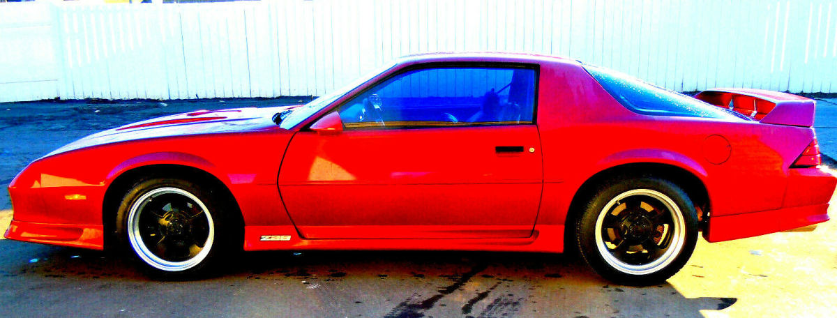 IROC Z28 Camaro 5 Speed manual 5.7 TPI Hard Top coupe zero rust 1991 Chevrolet Camaro Z28