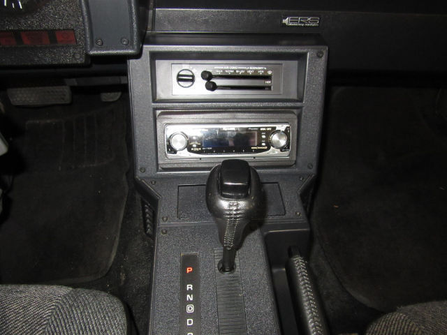 1988 Chevrolet Camaro - photo 11