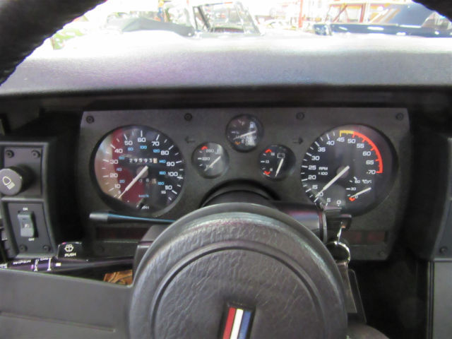 1988 Chevrolet Camaro - photo 8