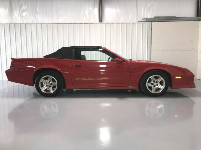 1988 Chevrolet Camaro IROC Z28 - photo 2