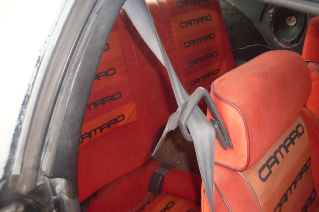 1984 Chevrolet Camaro IROC Z28 Coupe 2-Door - photo 3
