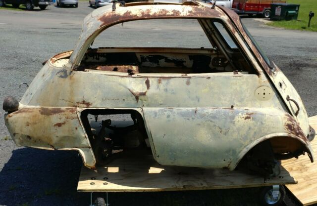 Isetta 300 Cabriolet Body and Frame BMW Golt Car Cart Project 1957 BMW Isetta 300 Cabriolet