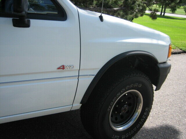 1988 Isuzu S Pickup 4WD - photo 9