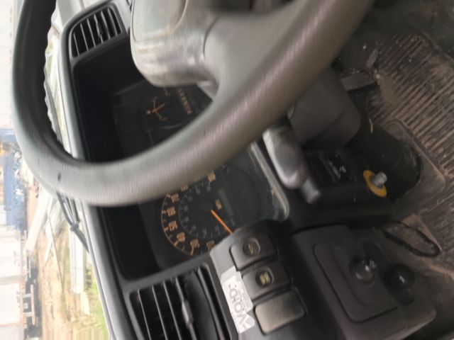 200” Isuzu NPR - photo 3