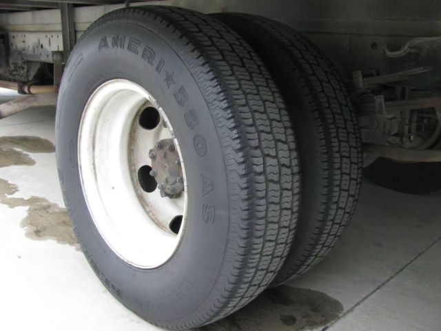 1993 Isuzu NPR - photo 8