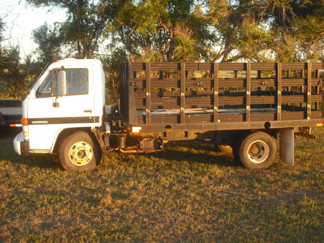 1990 Isuzu NPR - photo 10