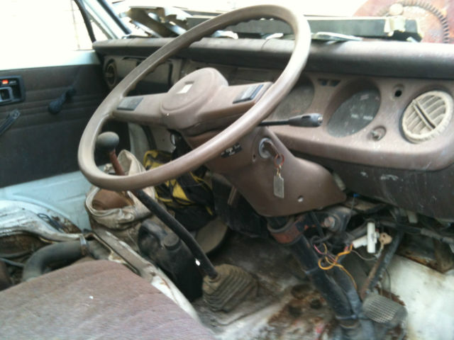 1979 Isuzu TLD - photo 2