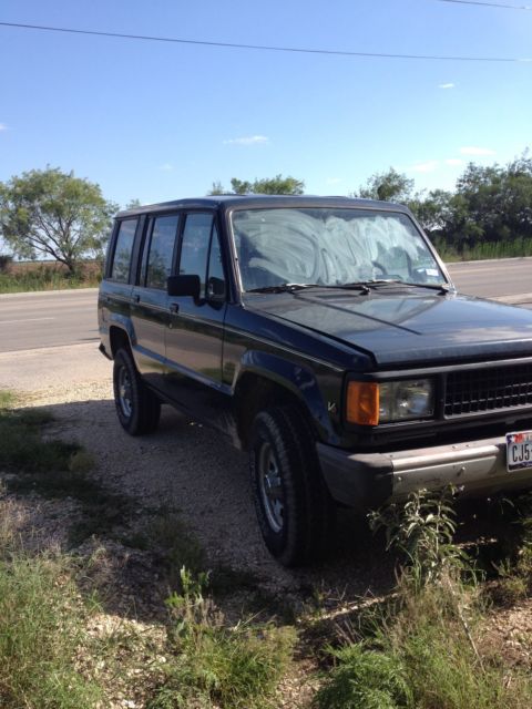 Isuzu Trooper 4X4 1991 Isuzu Trooper v6