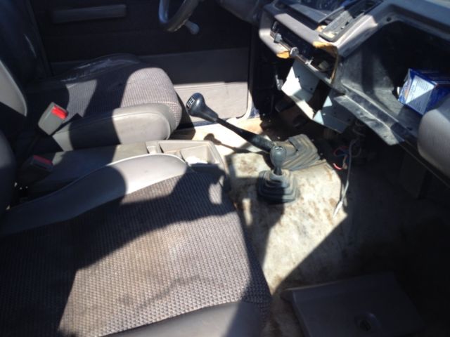 1991 Isuzu Trooper v6 - photo 8