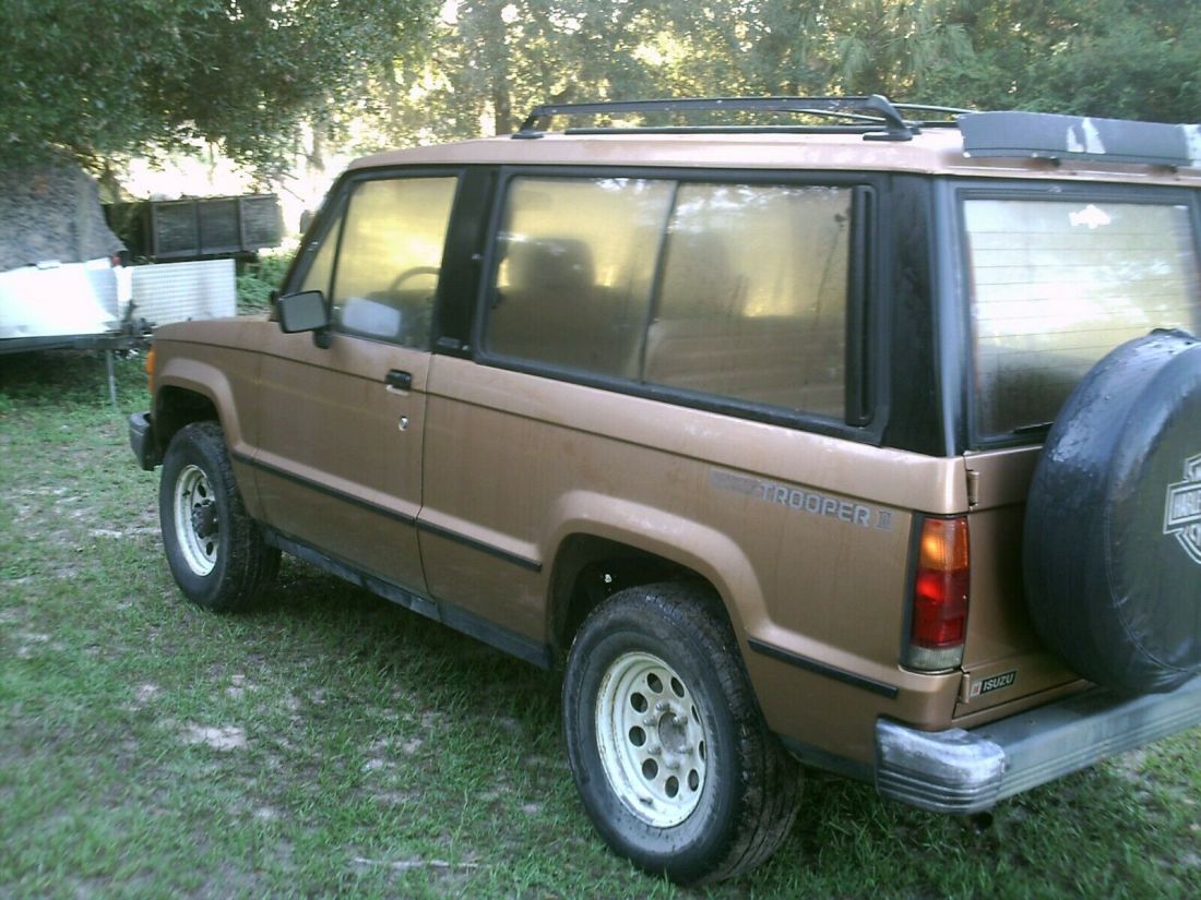1986 Isuzu Trooper - photo 13