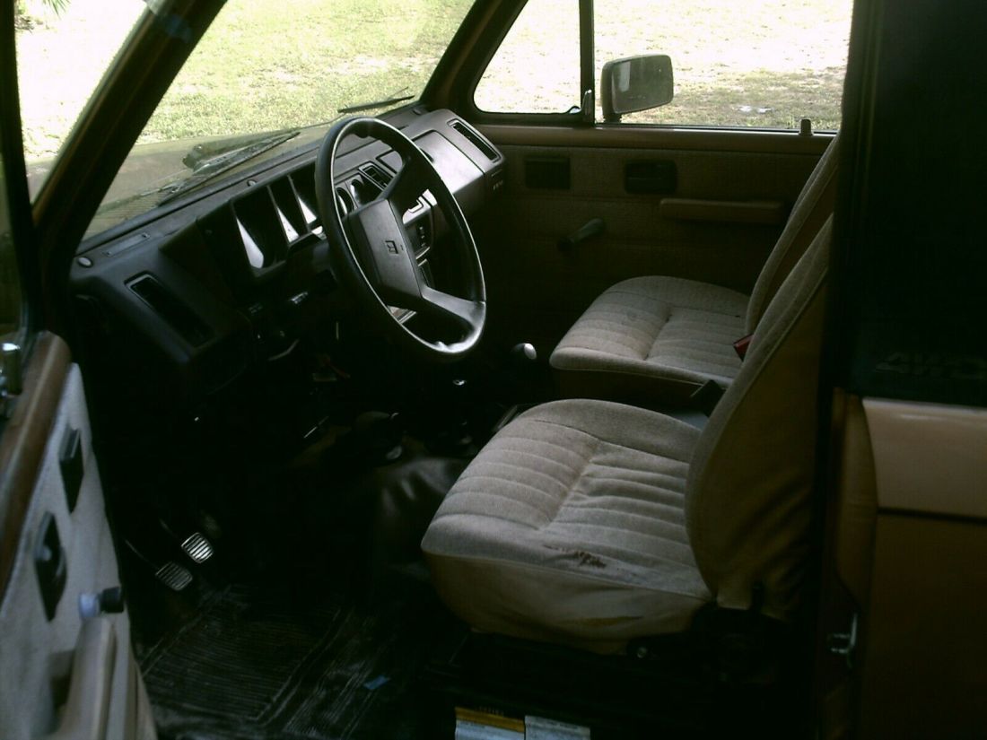 1986 Isuzu Trooper - photo 6