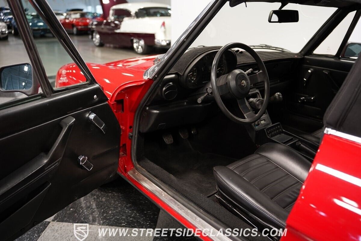 1990 Alfa Romeo Spider - photo 5