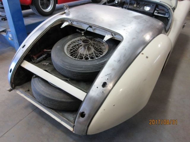 1951 Jaguar XK - photo 9