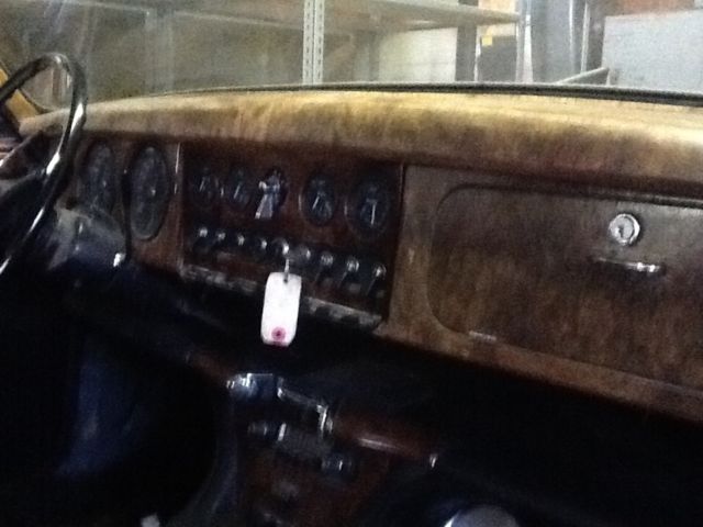 1967 Jaguar Mark II 3.8 - photo 6
