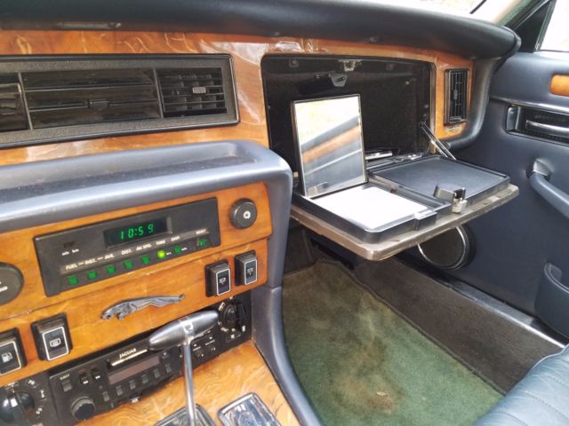 1986 Jaguar XJ6 Leather interior - photo 7