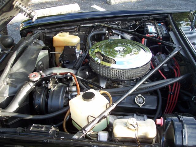 1986 Jaguar XJ6 4 door sedan - photo 12