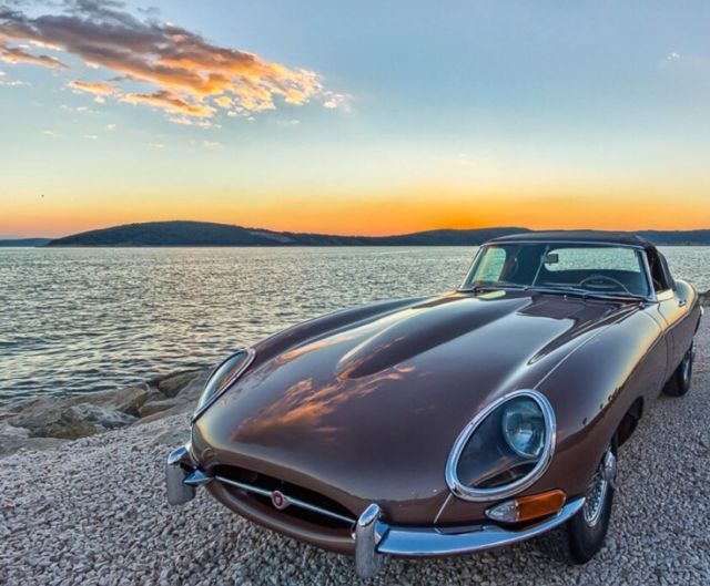 jaguar e type 1961 Flat Floor roadster, full matching numbers, show condition!!! 1961 Jaguar E-Type