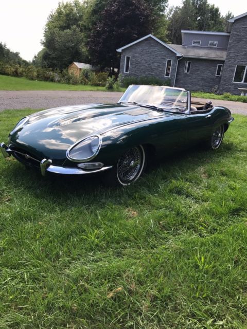Jaguar E type 1961 Flat floor roadster, matching numbers, excellent condition, 1961 Jaguar E-Type