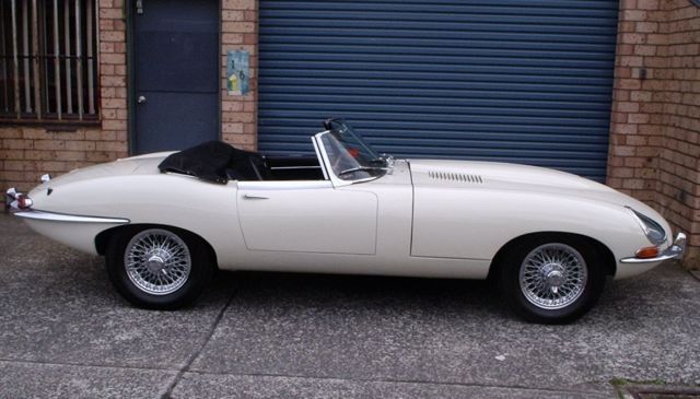 Jaguar E-type 1962 Series 1 Roadster 3.8 restored 1962 Jaguar E-Type