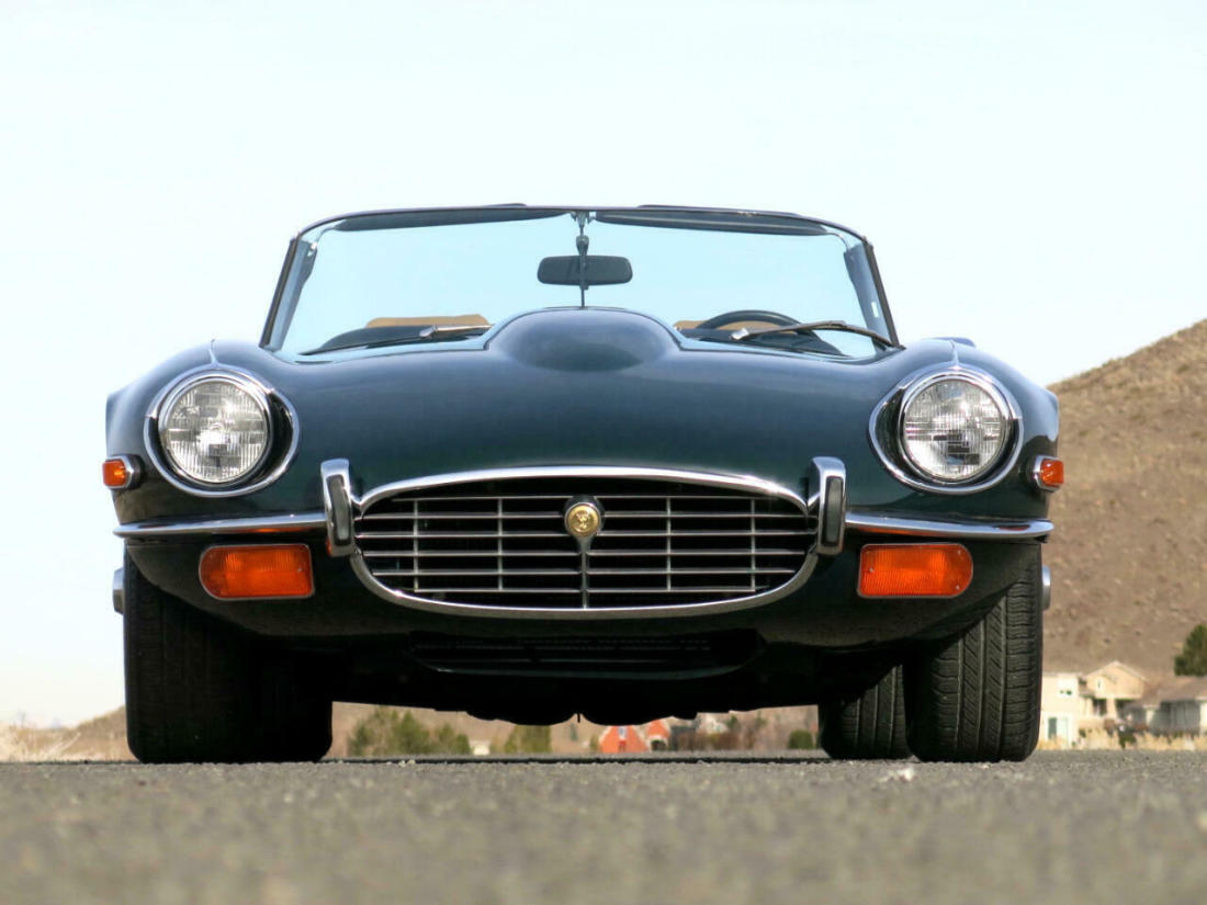 1972 Jaguar E-Type V12 Roadster - photo 3