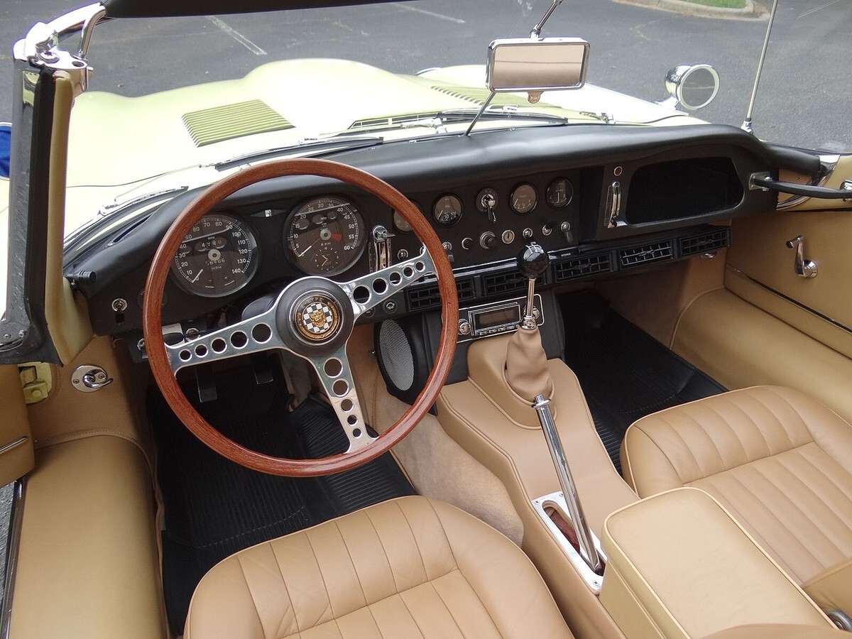 1966 Jaguar E-Type - photo 10
