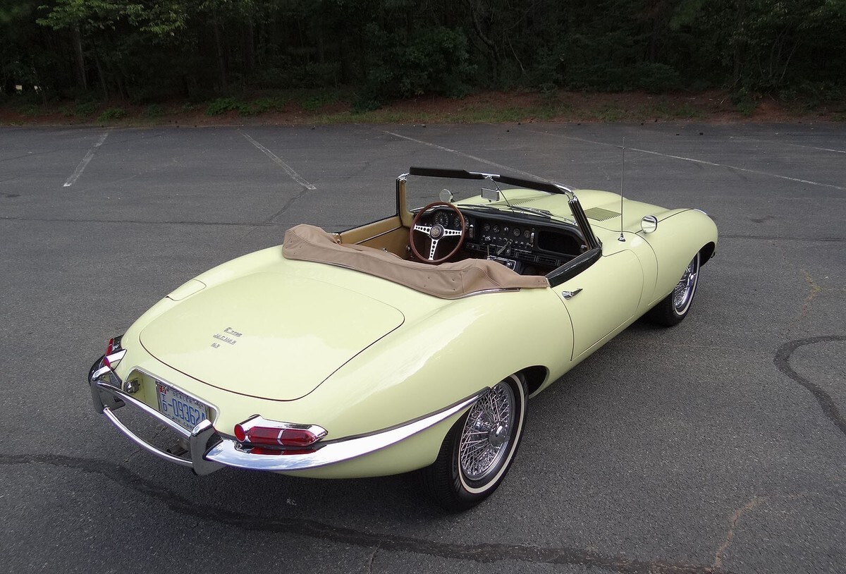 1966 Jaguar E-Type - photo 4