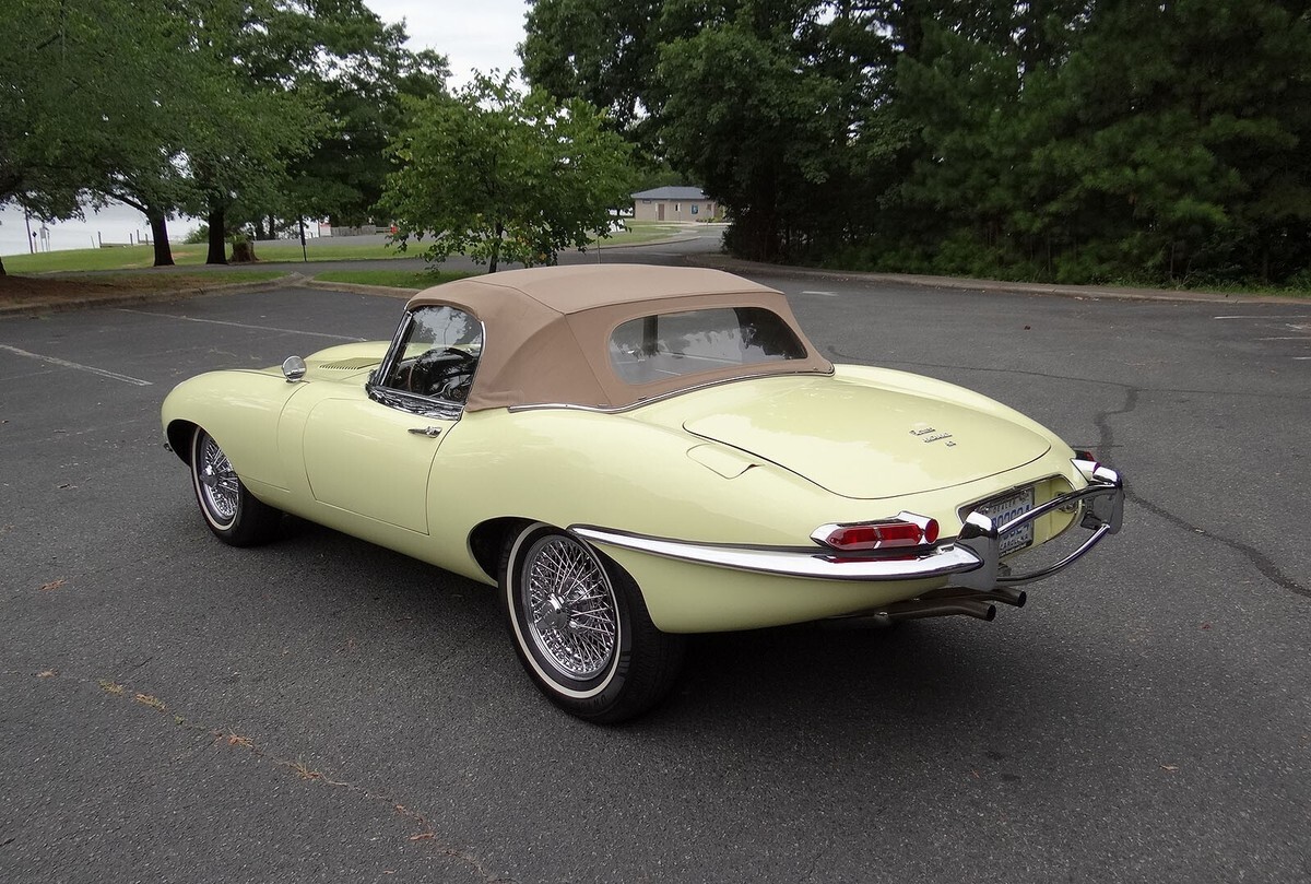 1966 Jaguar E-Type - photo 7