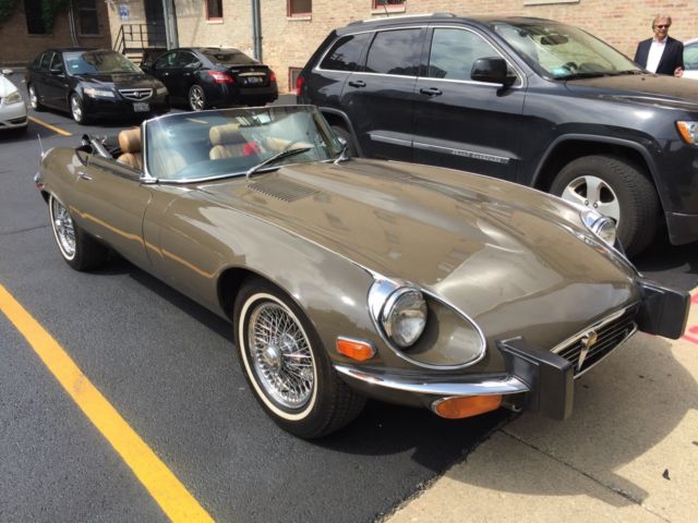 1974 Jaguar E-Type Brown with Tan Interior - photo 9