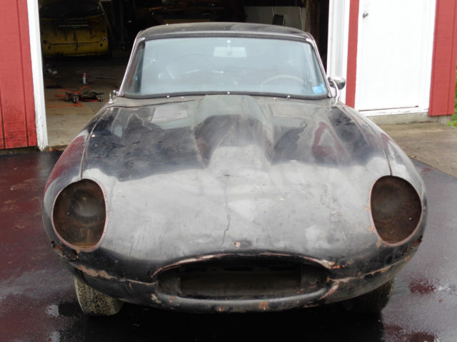 JAGUAR E TYPE XKE TWO SEAT COUPE 1968 Jaguar E-Type