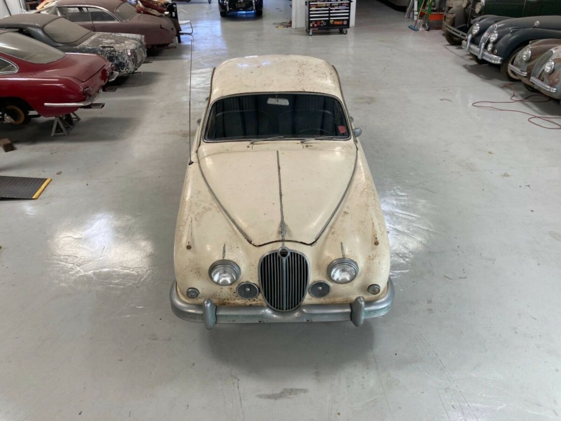 1961 Jaguar XK - photo 7