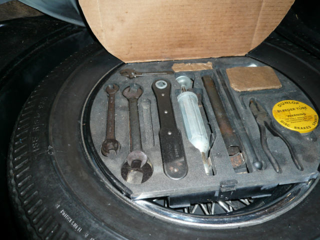 1962 Jaguar MK2 WIRE WHEELS,DISCK BRAKES - photo 8