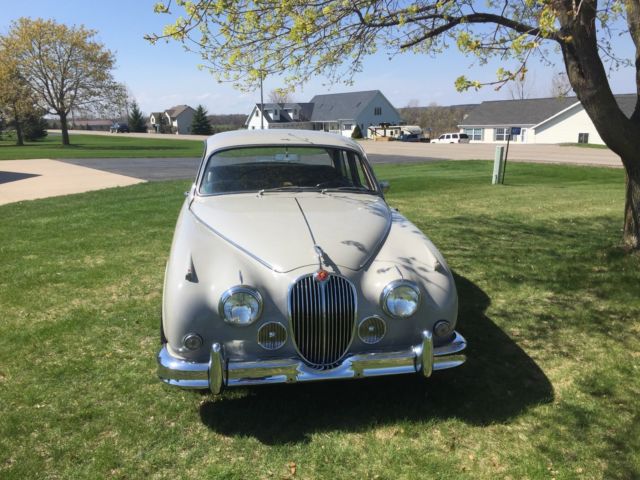 1967 Jaguar 3.4 - photo 2