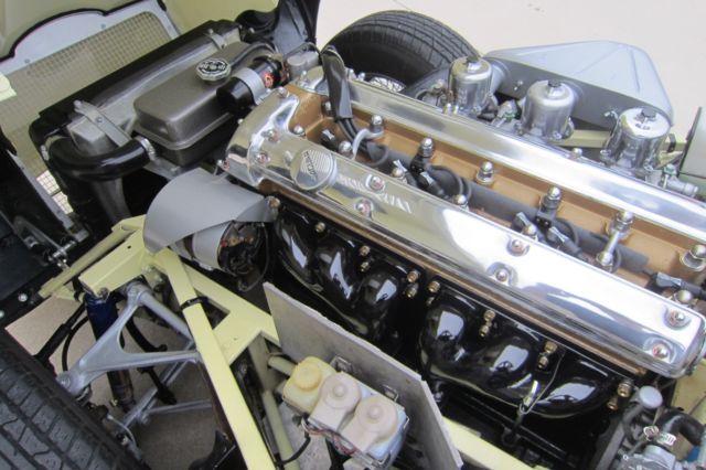 1967 Jaguar E-Type SR I XKE Roadster - photo 3