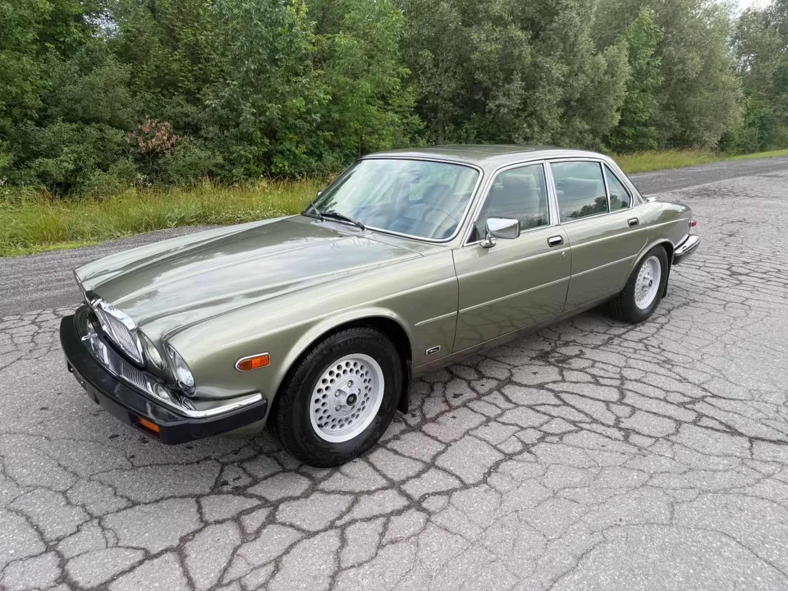1987 Jaguar XJ
