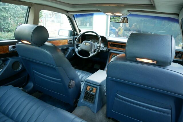 1989 Jaguar XJ6 - photo 11