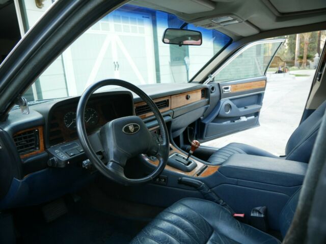1989 Jaguar XJ6 - photo 7