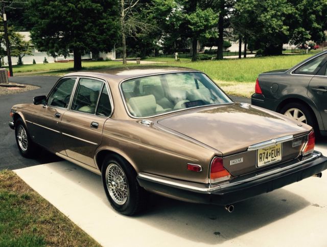 1987 Jaguar XJ6 Vanden Plas - photo 5