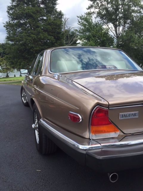 1987 Jaguar XJ6 Vanden Plas - photo 8