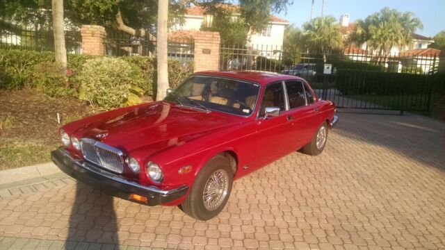 1982 Jaguar XJ6 Standard - photo 2