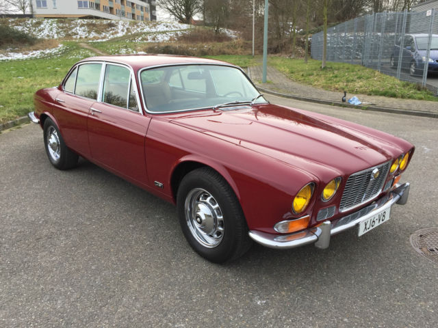 1971 Jaguar XJ6 - photo 2