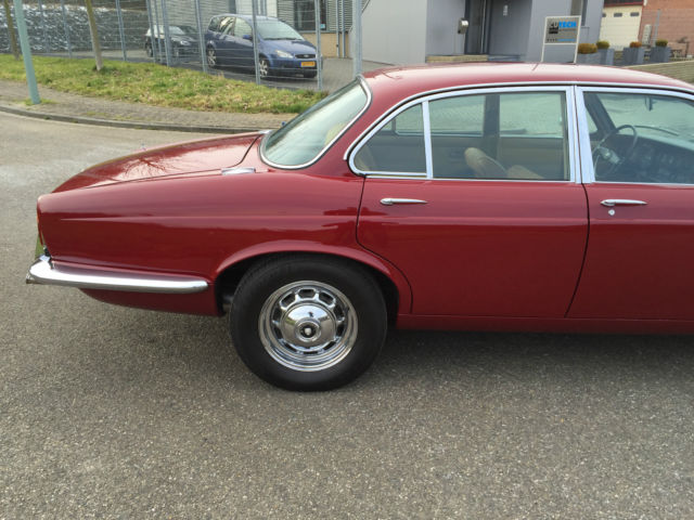 1971 Jaguar XJ6 - photo 4
