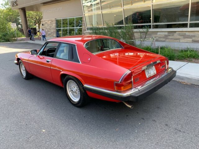 1991 Jaguar XJ8 - photo 3