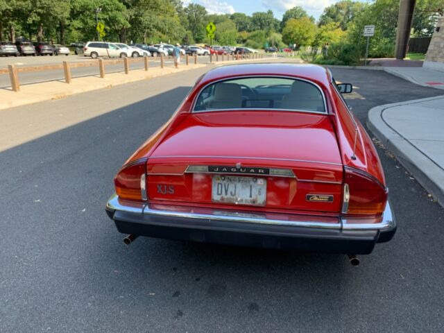 1991 Jaguar XJ8 - photo 5